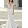 Buy Sell Wedding Dress Online Dubai UAE Justin Alexander ADORE - 11155 Fit and Flare gown with off the shoulder neckline. Made of ivory Lace fabric. Size US 10 and US 12, Medium
